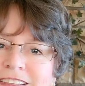 Meet your Posher, Carole